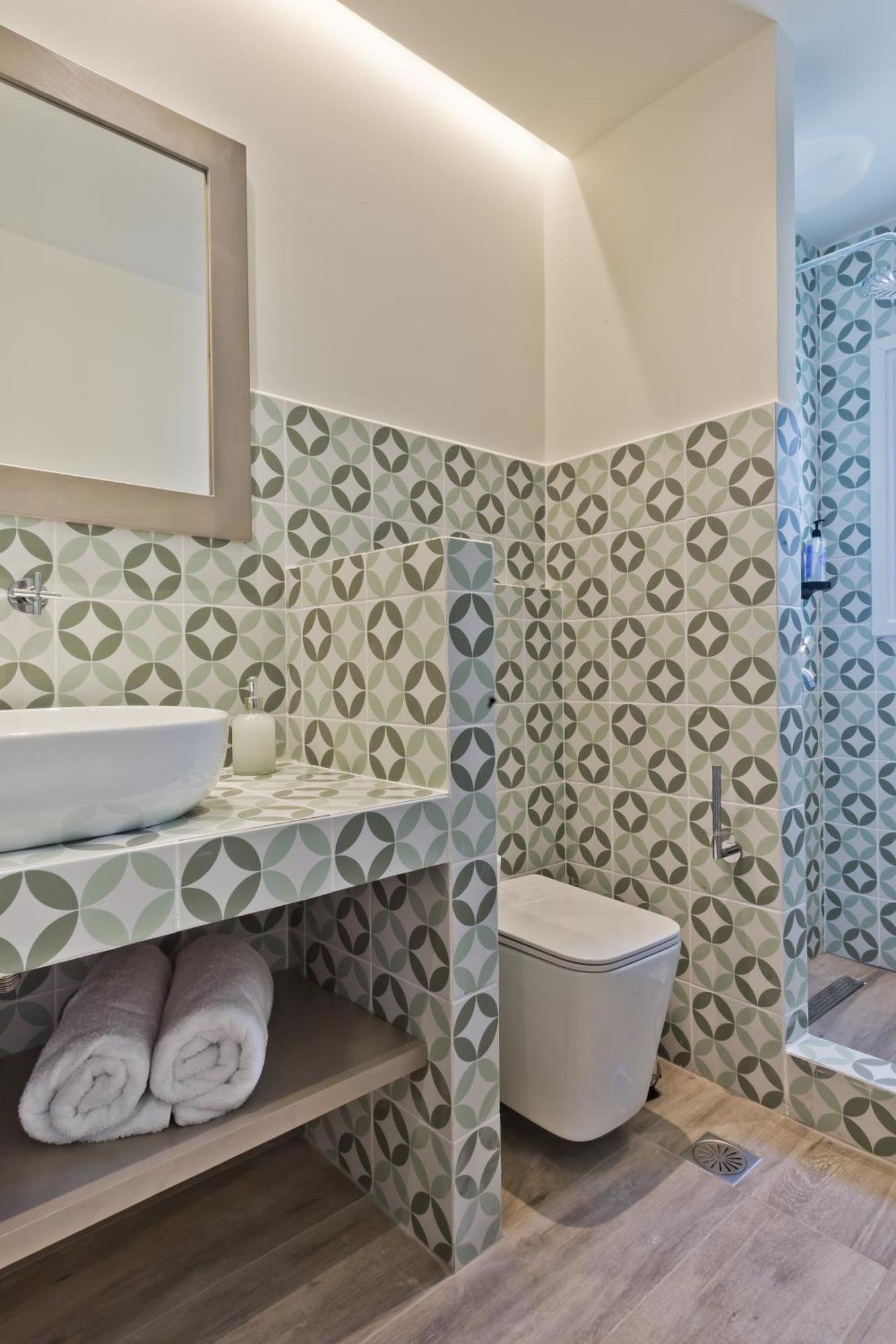 Posidonia Luxury Suites Karpathos Esterno foto